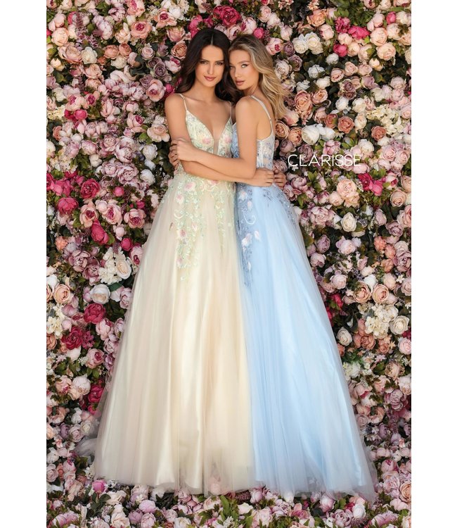 8037 Robe en A avec décolleté