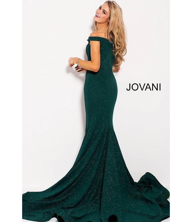 55187 Robe ajustée à encolure en coeur