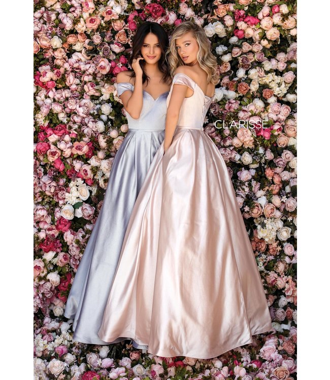 8010 Robe en A satiné