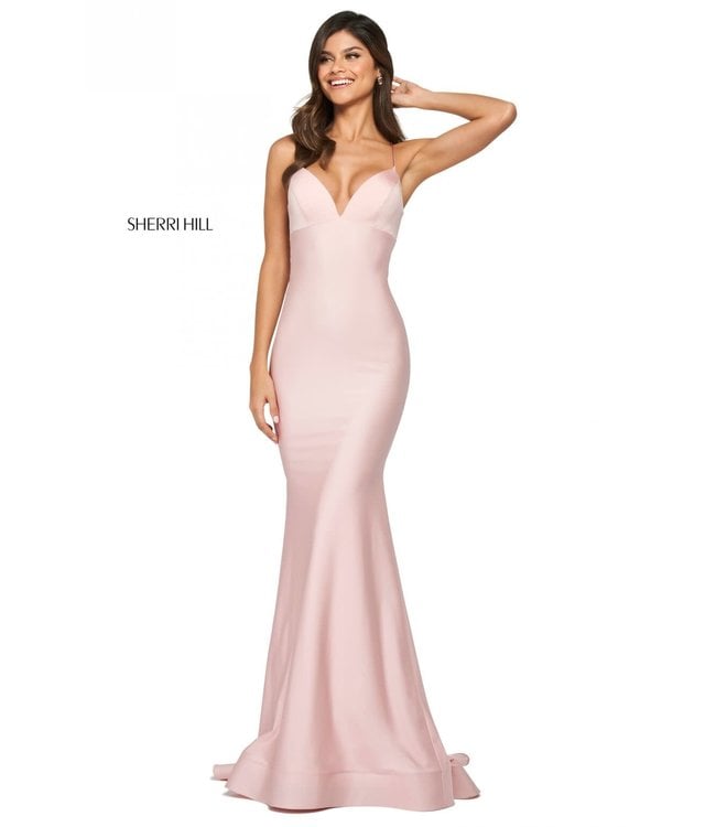 Sherri Hill 53879 Robe En Satin Coupe Ajustée