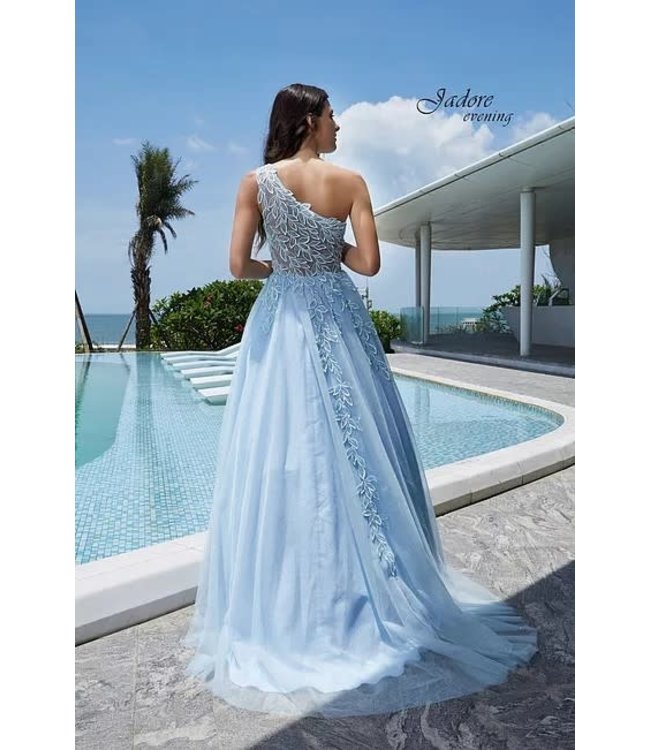 J20022 Dove Robe en A avec dentelle