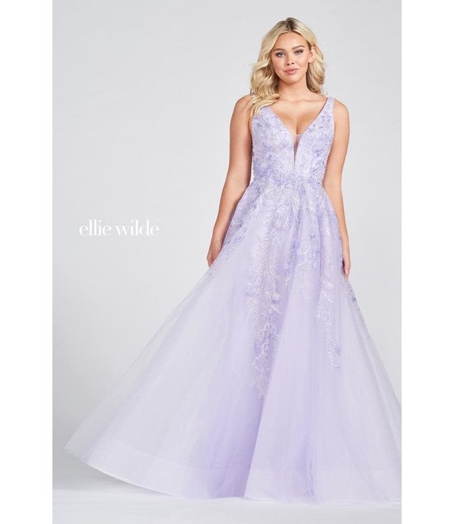 122081 Lavender décolleté et coupe en A