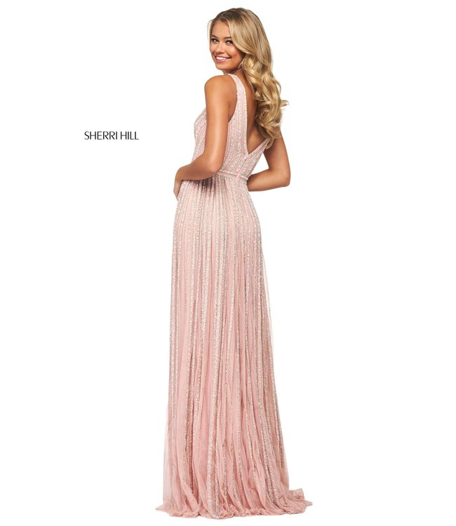 53867 Robe fluide décolletée