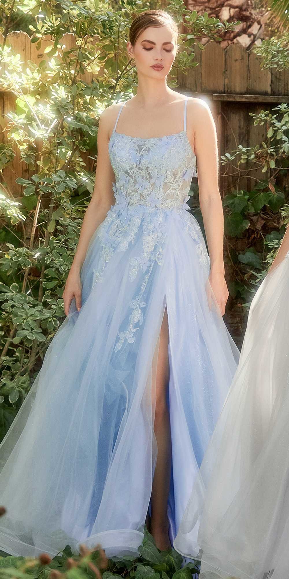 A1141 Robe Fluide Avec Dos Lace Bleu Ciel Mirage