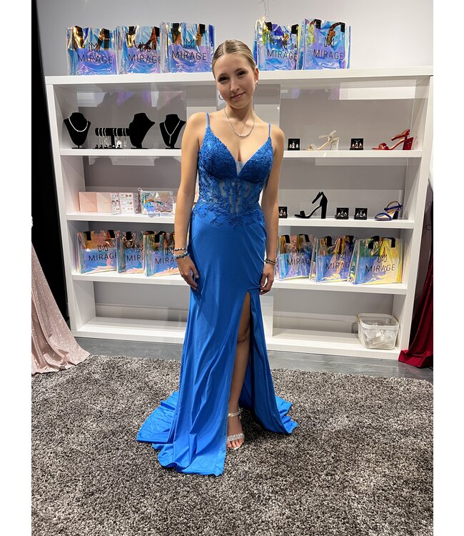 A8015 Robe Ajustée Corset Royal