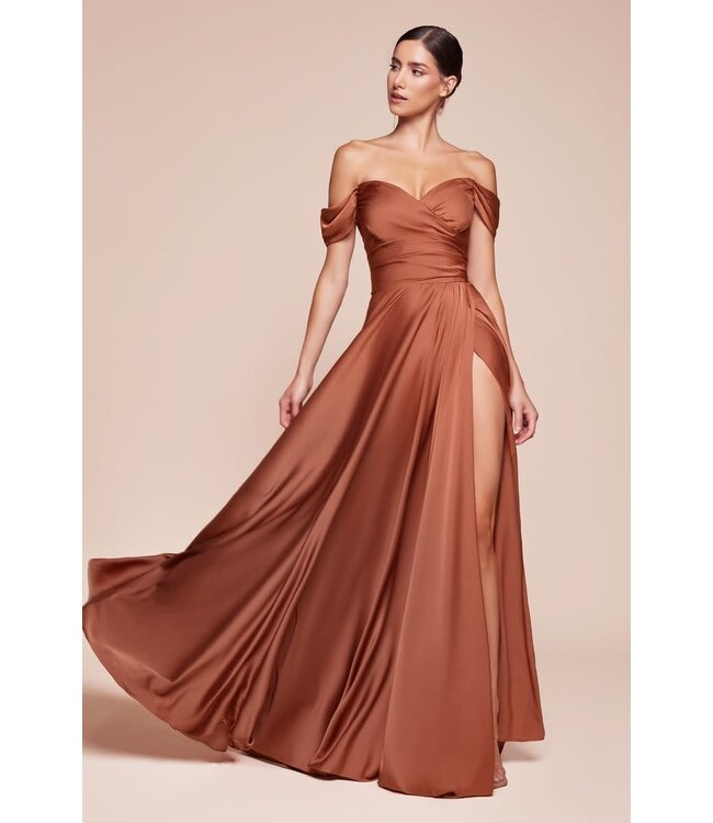 3947 Robe En Satin Sienna