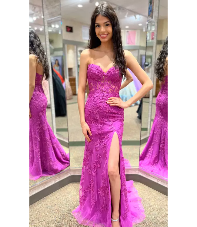 55467 Robe À Broderies Magenta