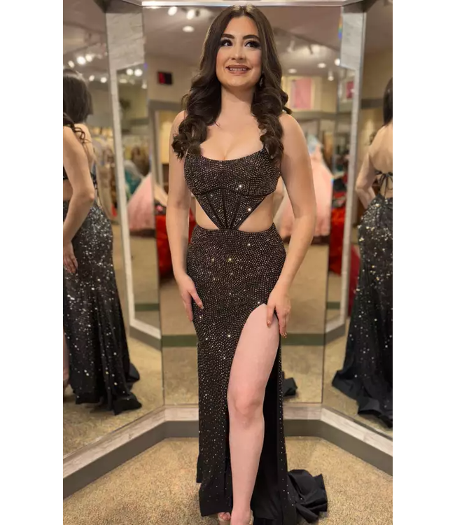 57068 Robe Avec Ouvertures Noire