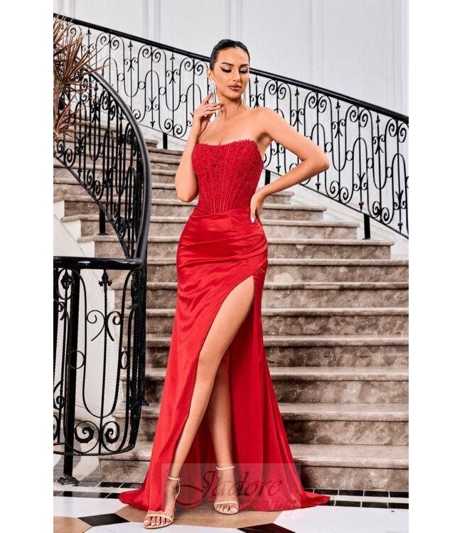 J24014 Robe Ajustée À Corset Rouge