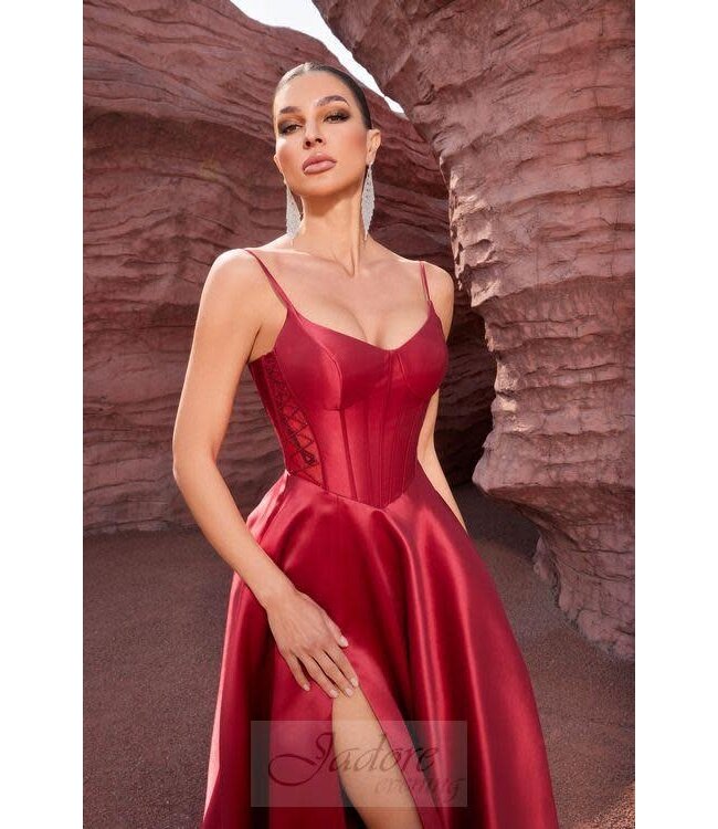 J27038 Robe en satin corset Bourgogne