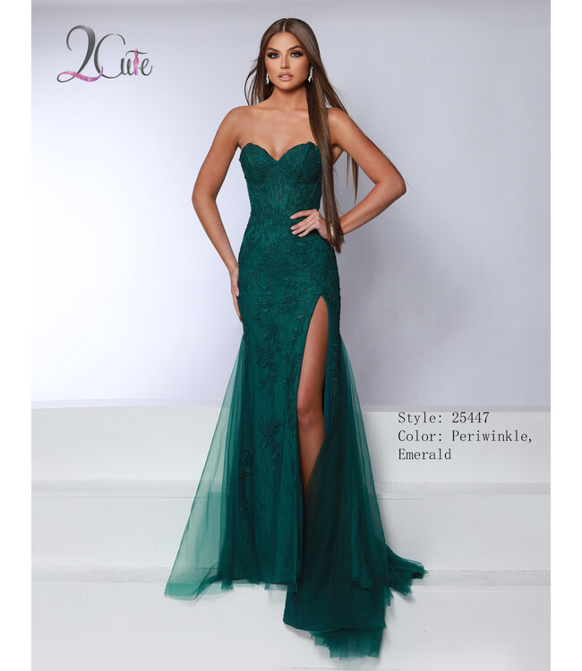 25447 Robe ajustée avec fente Émeraude