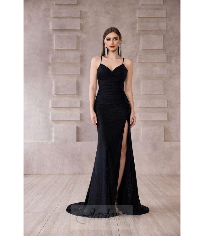 J28017 Robe Ajustée Simple Noire