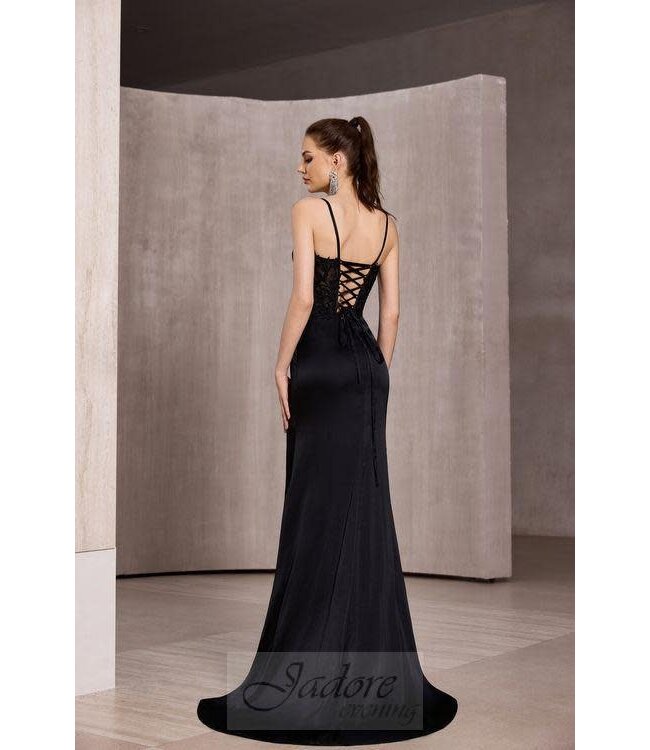 J28045 Robe En Satin Noire