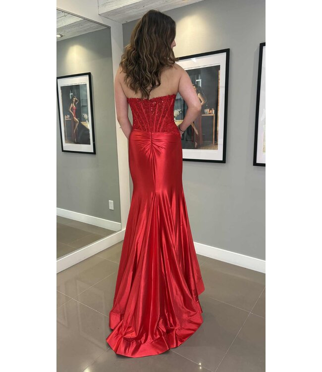 56643 Robe Corset En Satin Rouge