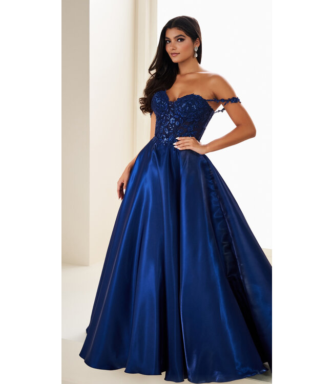 37202 Robe Fluide En Satin Marine