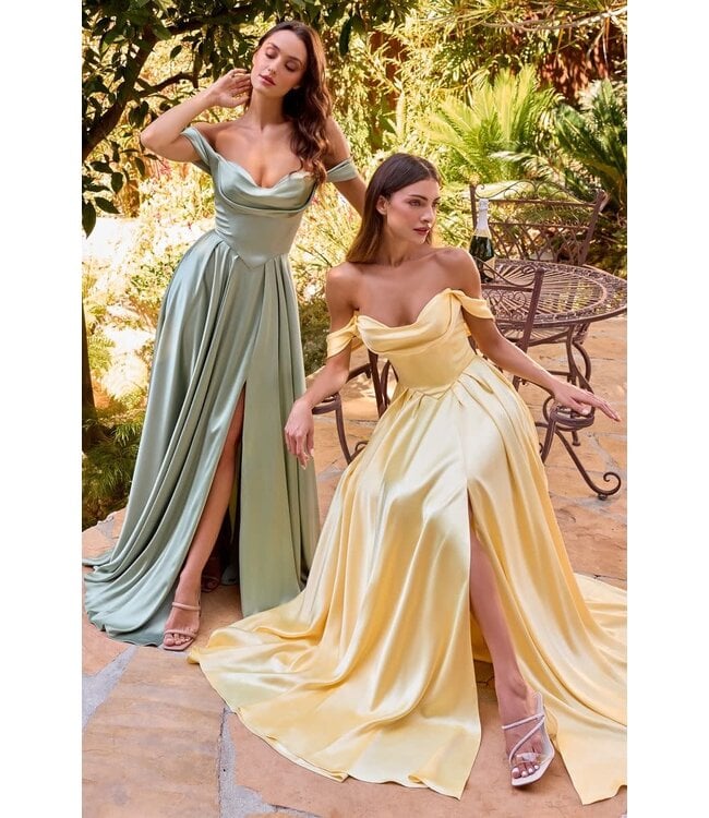 9447 Robe OffShoulder Avec fente Sauge