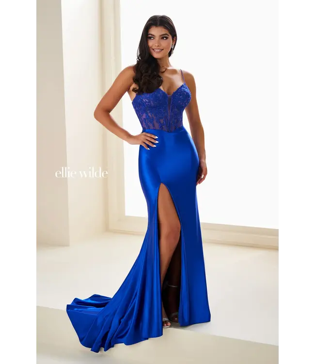 37118 Robe Ajustée Avec Corset Royal