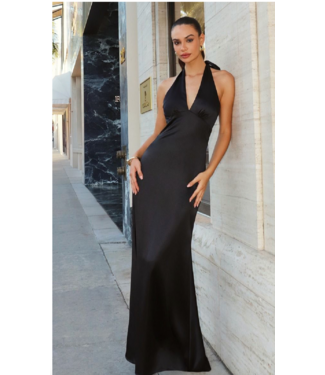 1002 Robe Licou Satinée Noire