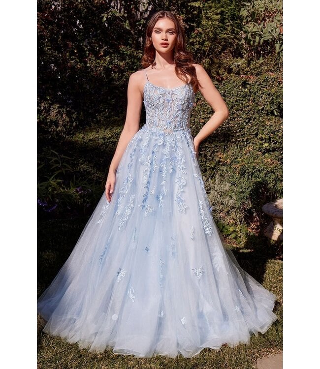 A1437 Robe Fluide Brodée Bleu Pâle