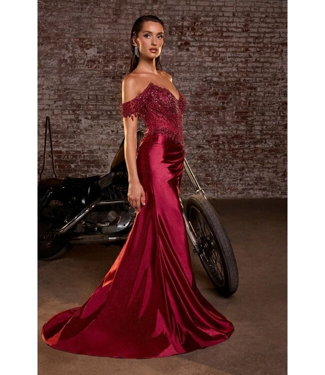 10654 Robe Satinée Offshoulder Bourgogne