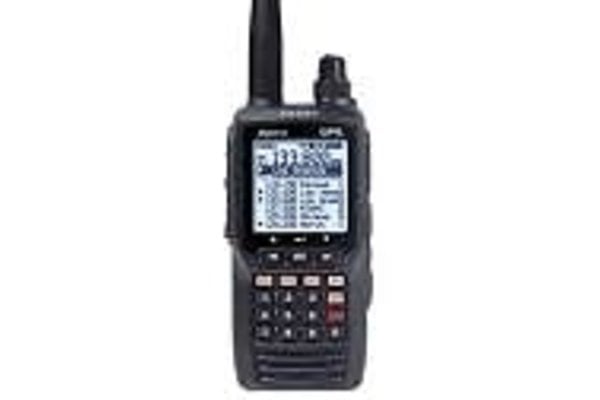 Yaesu / Vertex FTA-550L Airband Transceiver with ILS (Localizer) and VOR W