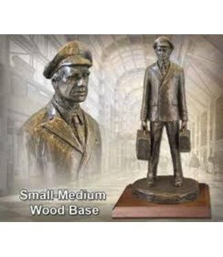 michael garman Statue: Airline Captain Bronzetone