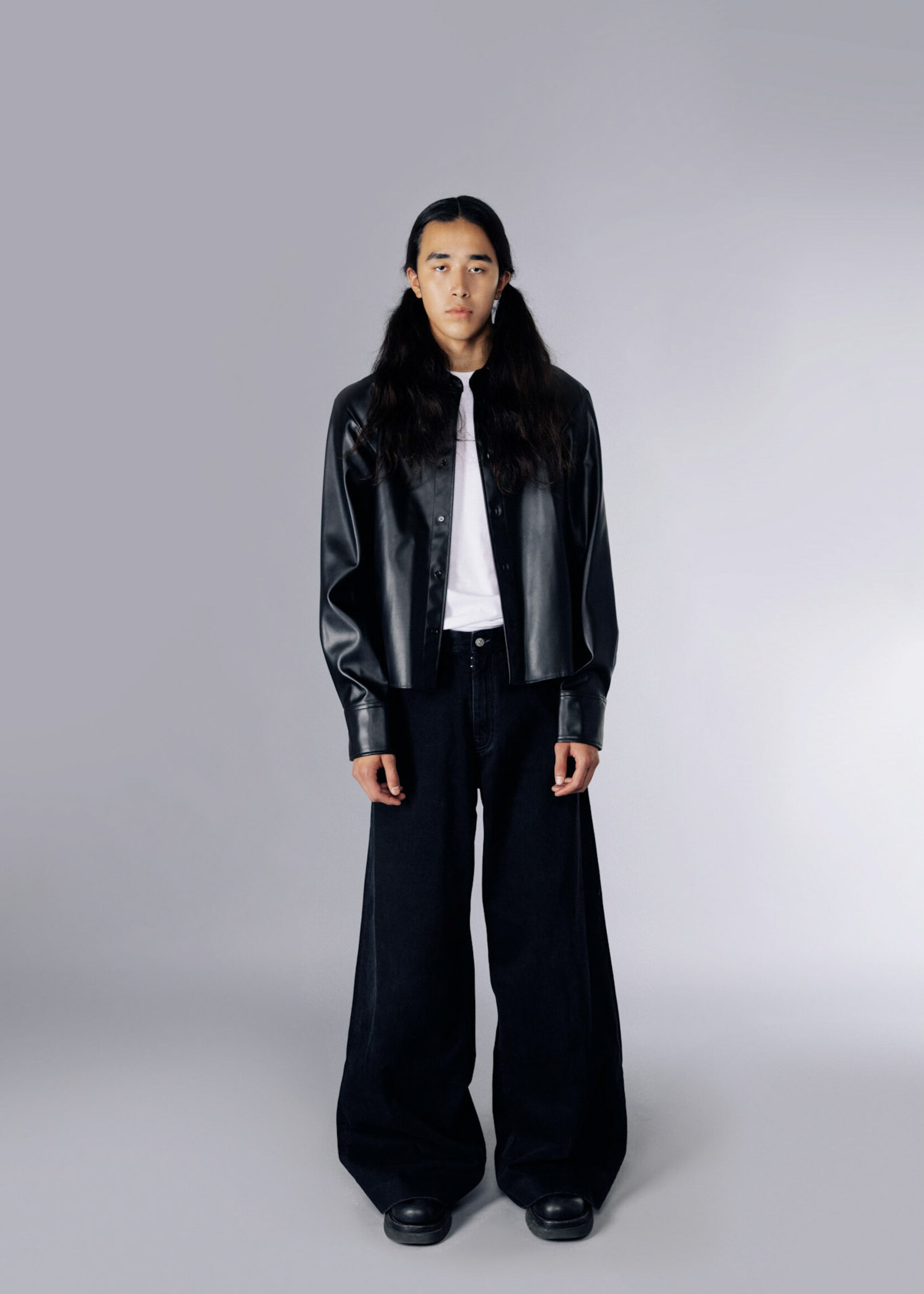 MM6 MAISON MARGIELA Wide Leg Jeans in Black