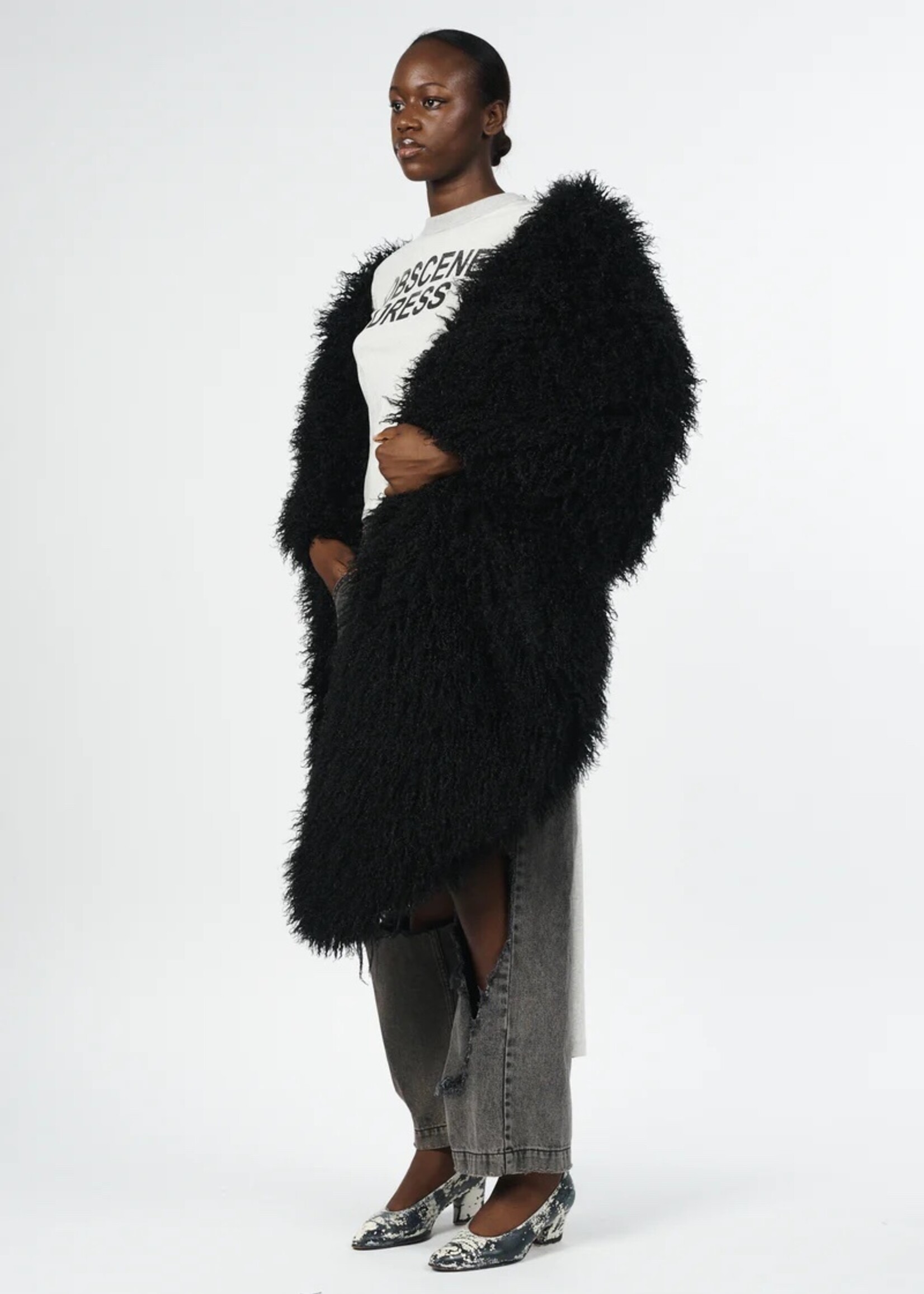 VAQUERA Oversized Faux Fur Stole in Black