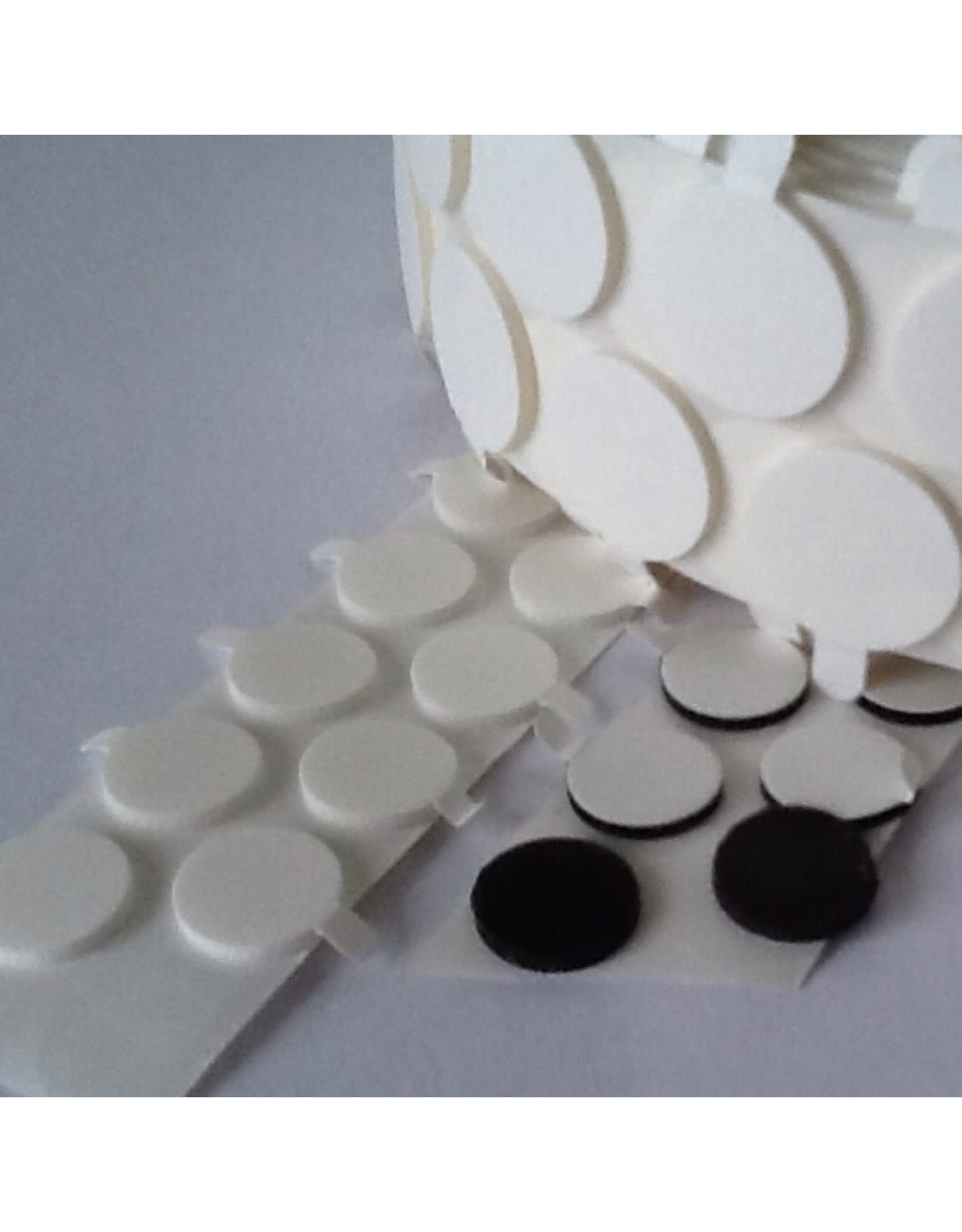INNOTEC INNOTEC 1/2"x500 DOUBLE SIDED WHITE POP-UP FOAM DOTS WITH TABS 1/16" THICK