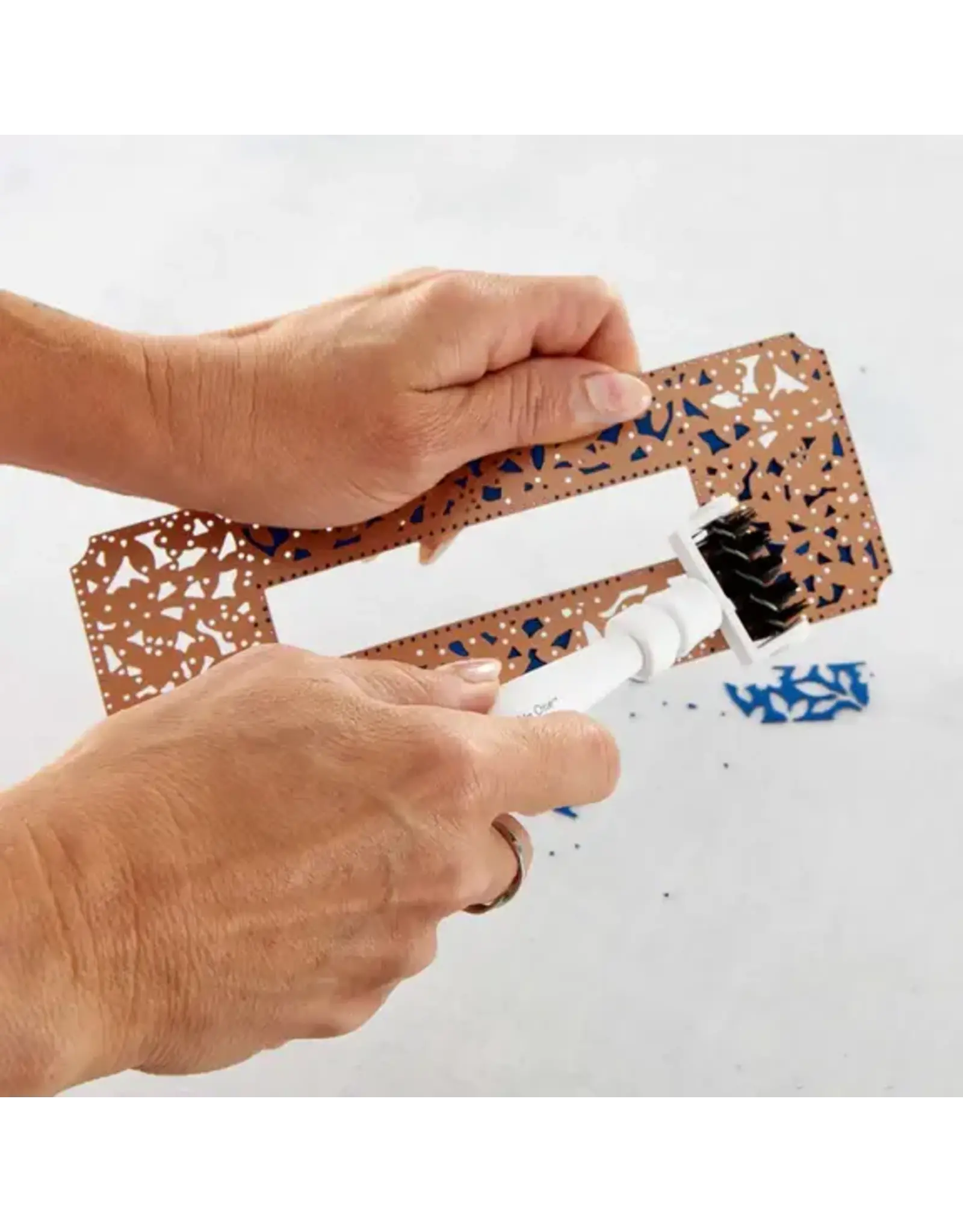 SPELLBINDERS SPELLBINDERS TOOL 'N ONE DIE CUTTING TOOL