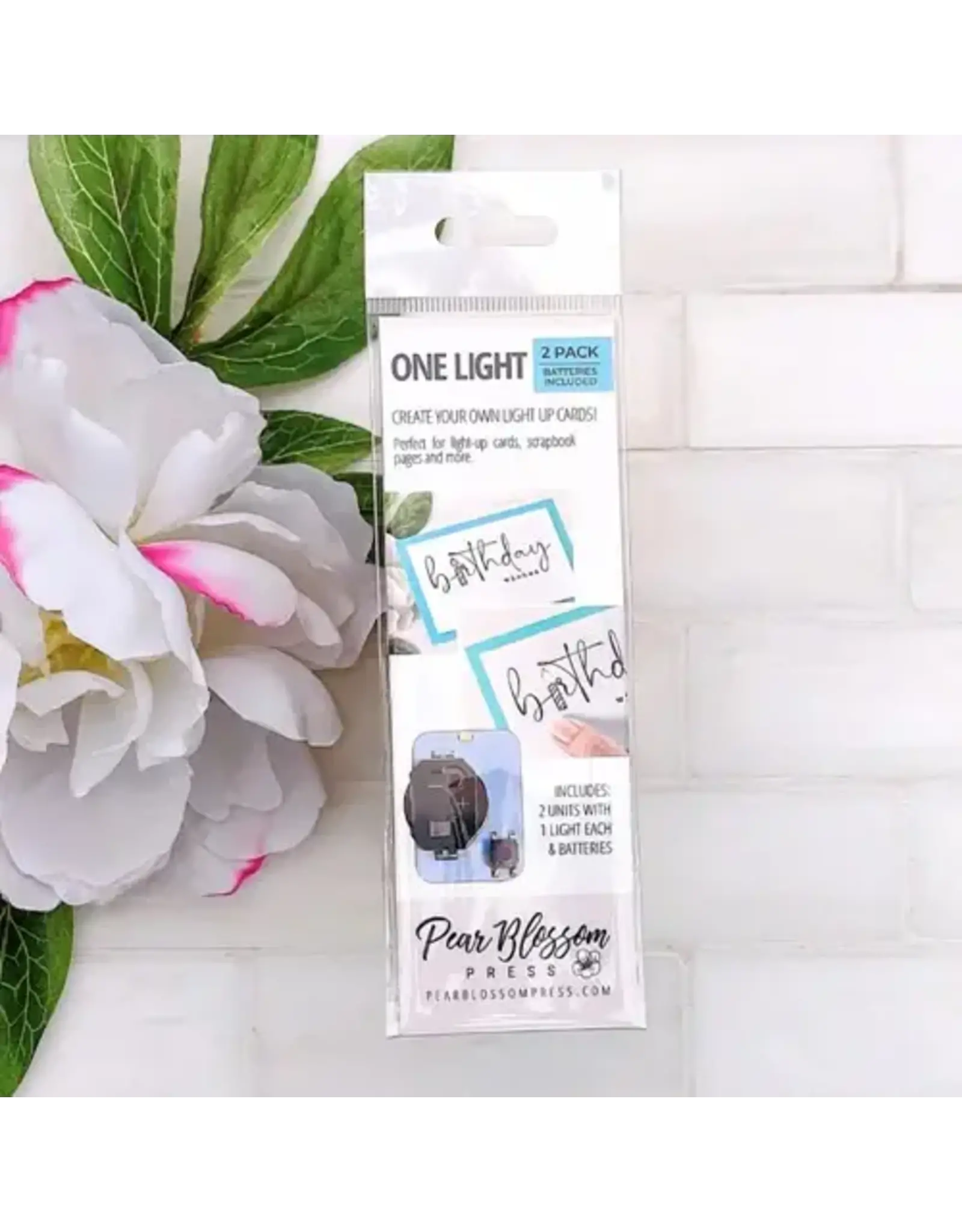 PEAR BLOSSOM PRESS PEAR BLOSSOM PRESS EZ-LIGHT ALL-IN-ONE 1 LIGHT 2/PK