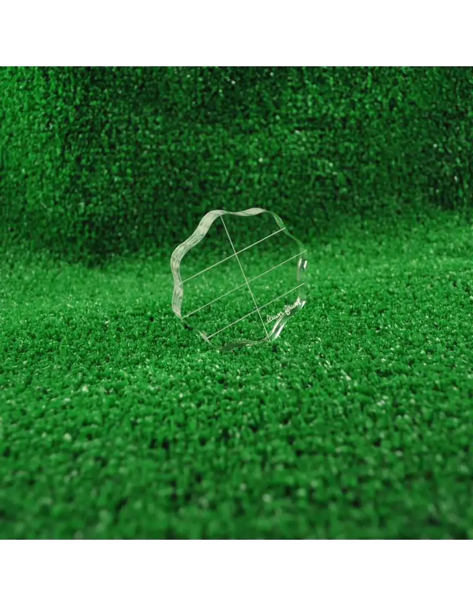 LAWN FAWN LAWN FAWN ACRYLIC BLOCK 3.5" ROUND WITH GRIP & GRID