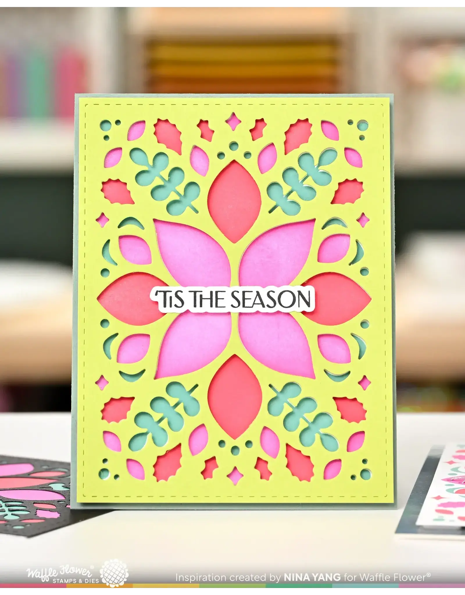 WAFFLE FLOWER WAFFLE FLOWER WINTER FLORAL PANEL DIE