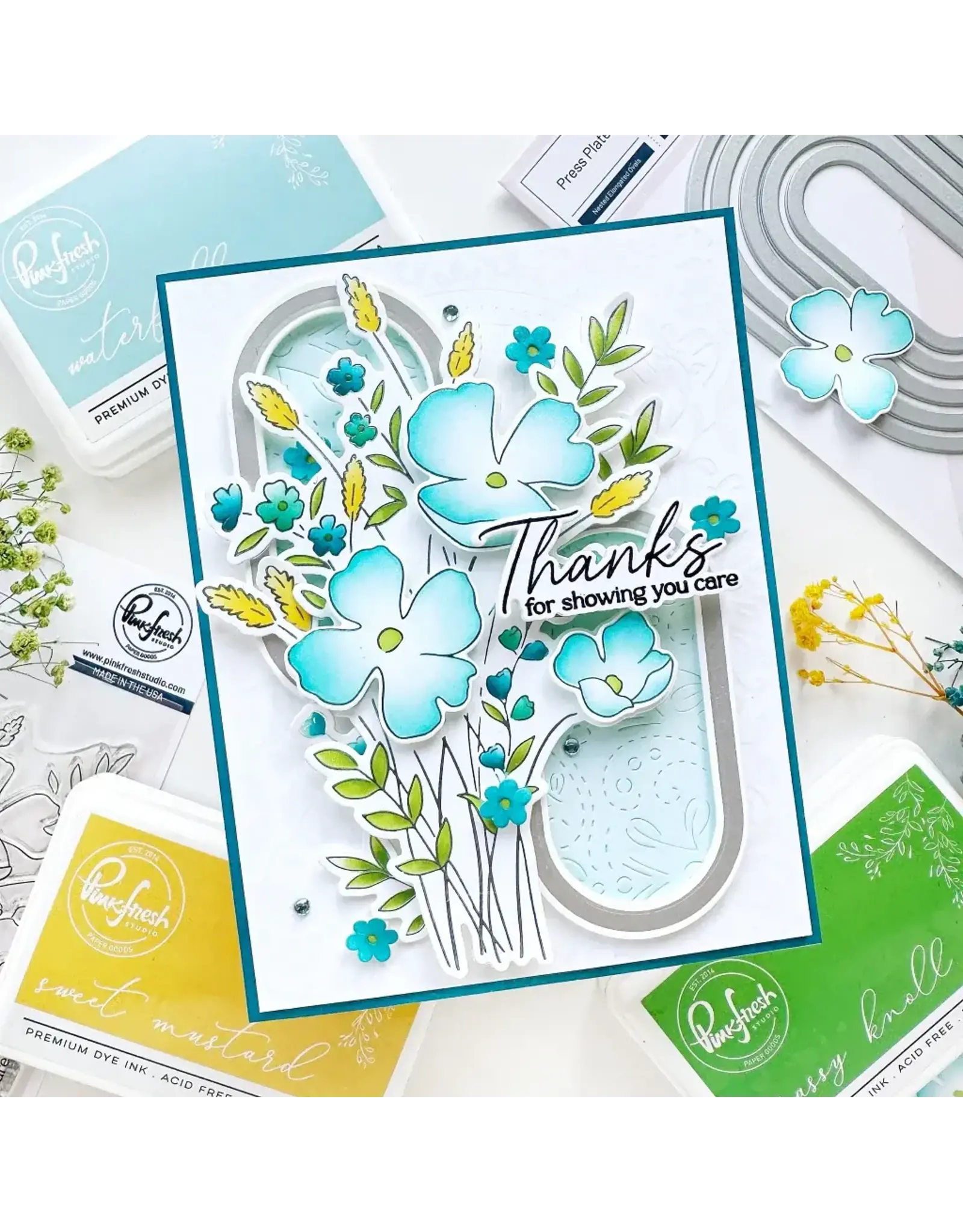 PINKFRESH PINKFRESH STUDIO PLAYFUL PETALS CLEAR STAMP SET