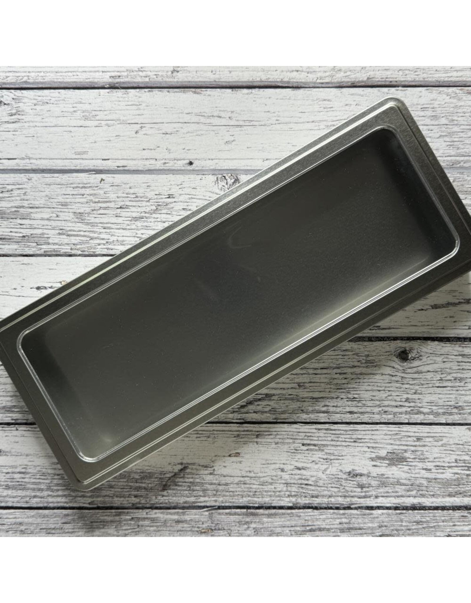 RANGER TIM HOLTZ DISTRESS SPRITZ STORAGE TIN HOLDS 12