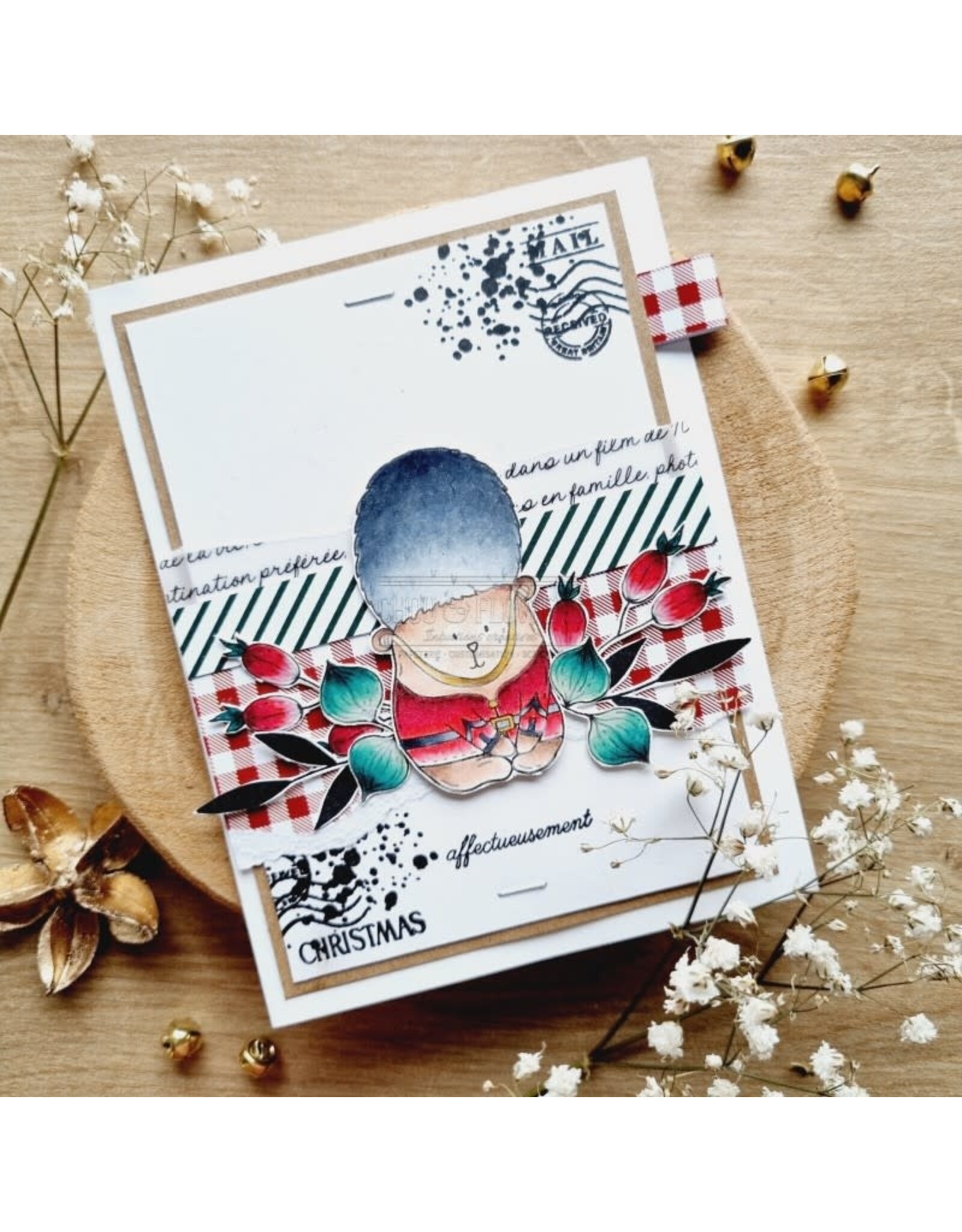 CHOU & FLOWERS CHOU & FLOWERS IT'S ALWAYS TEA TIME COLLECTION DOUDOU GARDE DE LA REINE CLEAR STAMP