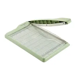 LISA HORTON CRAFTS LISA HORTON CRAFTS GUILLOTINE PAPER TRIMMER