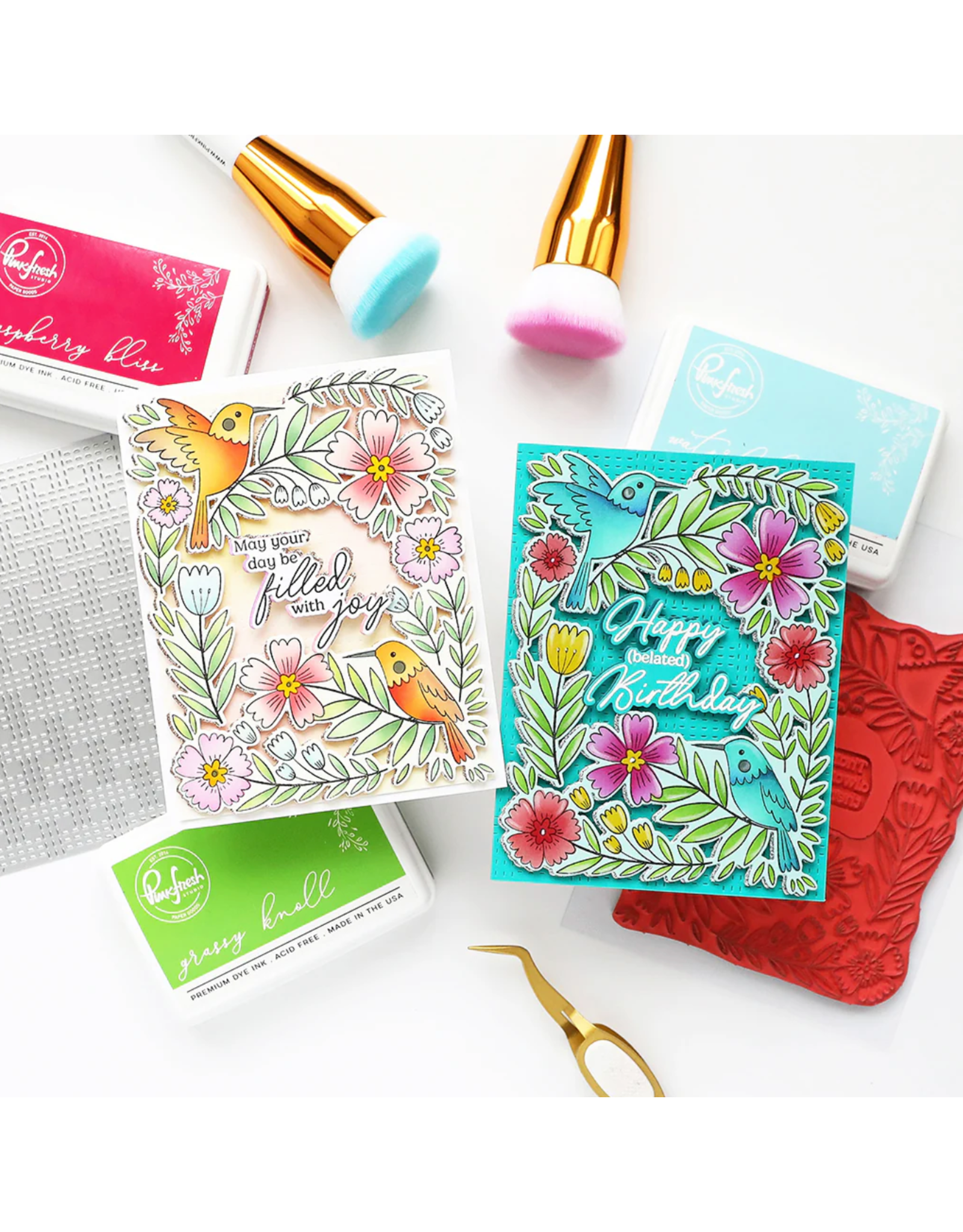PINKFRESH PINKFRESH STUDIO HAPPY HUMMINGBIRDS STENCIL SET 4/PK