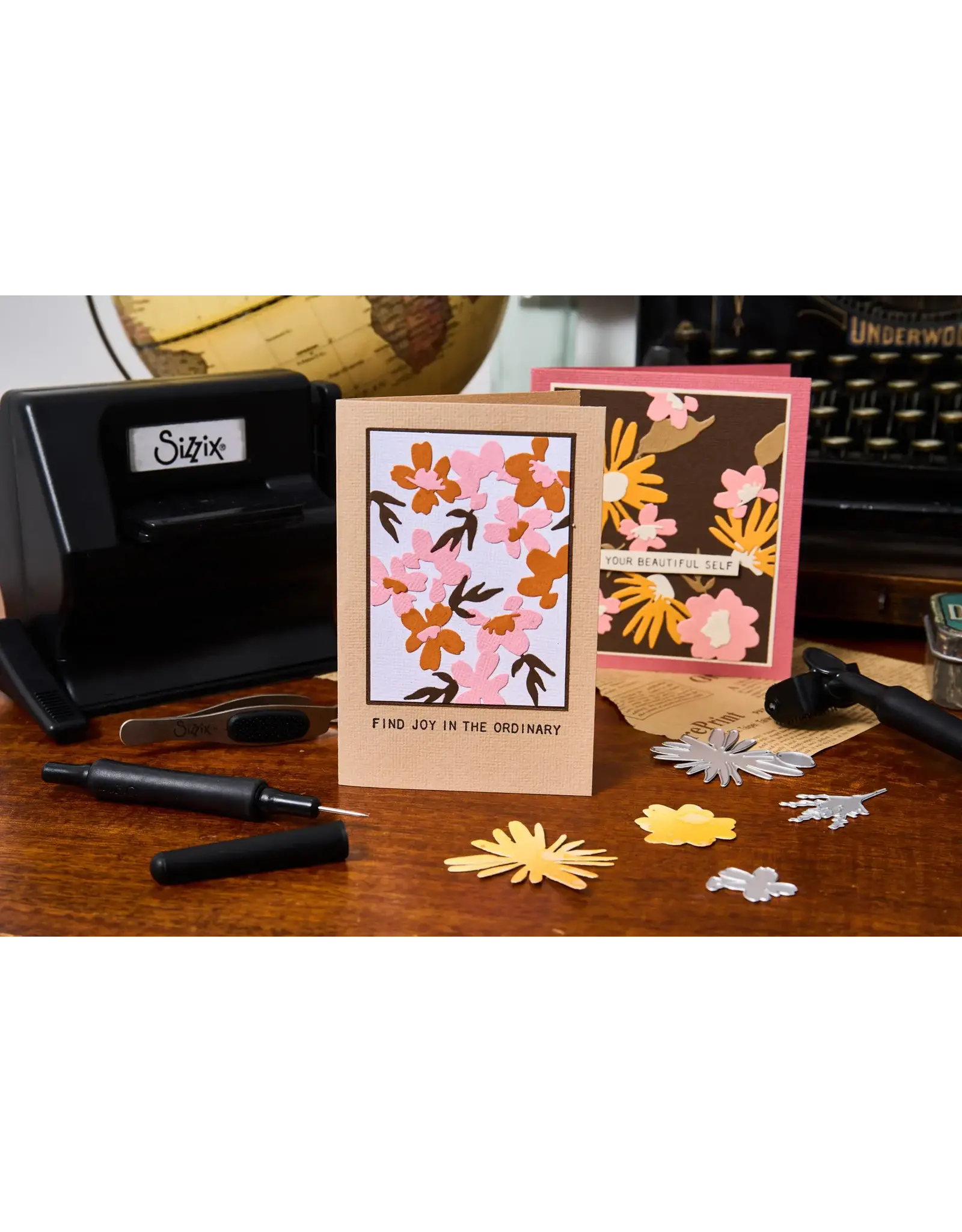 SIZZIX SIZZIX TIM HOLTZ VAULT SIDE-ORDER FLORISTRY THINLITS EMBOSSING FOLDER & DIE SET