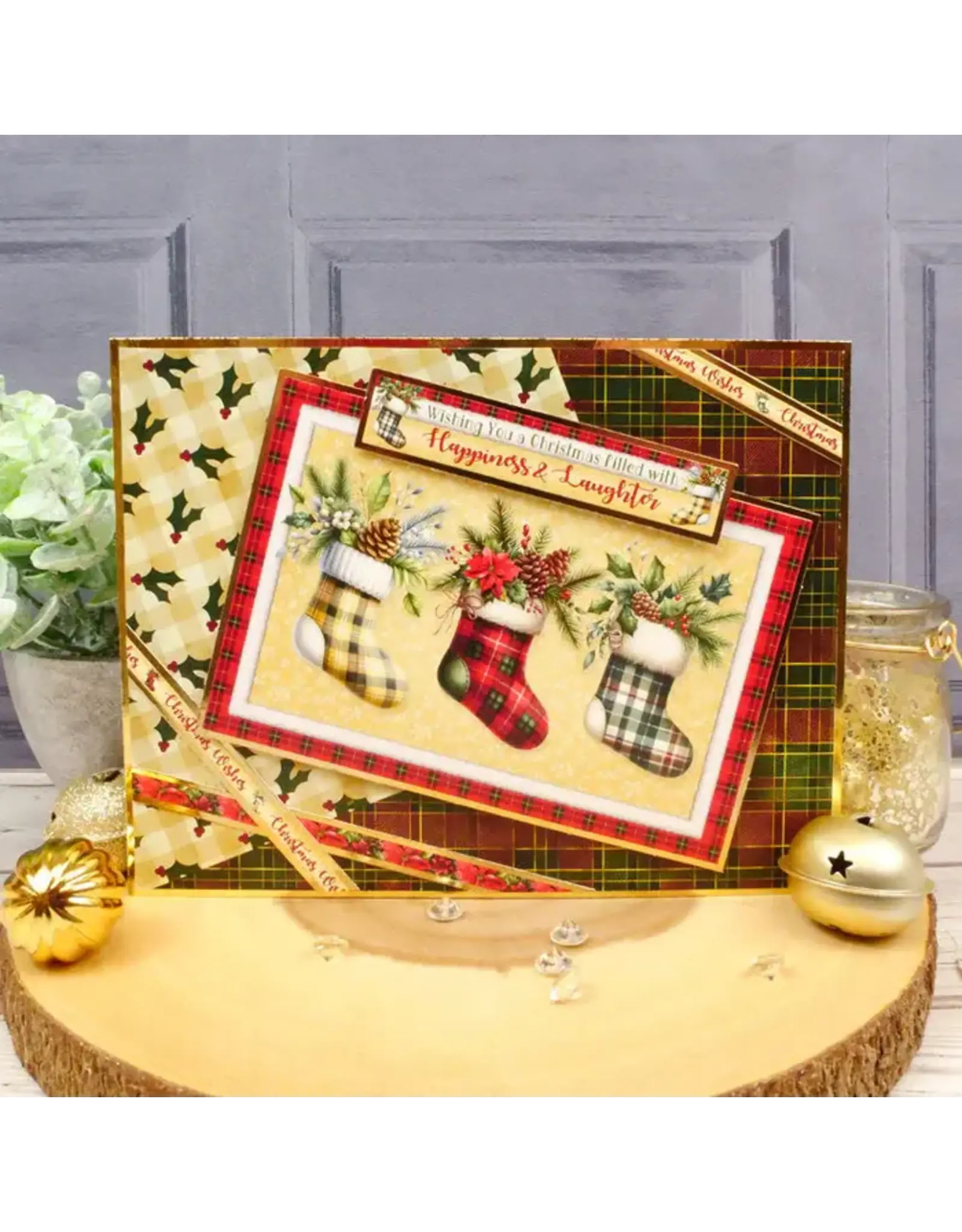 HUNKYDORY CRAFTS LTD. HUNKYDORY A CLASSIC CHRISTMAS WHOPPER TOPPER PAD