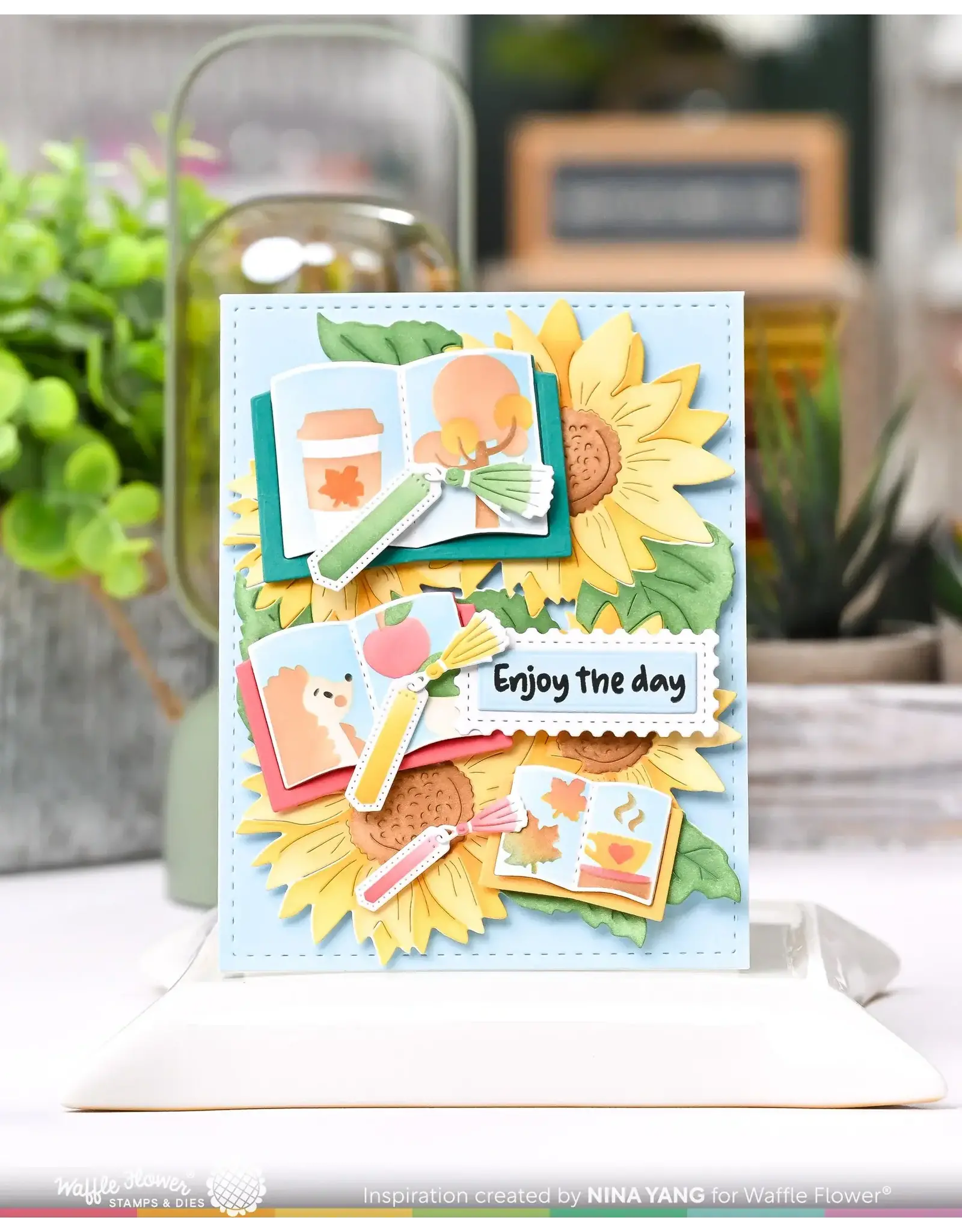 WAFFLE FLOWER WAFFLE FLOWER OPEN BOOK BOOKMARK DIE SET