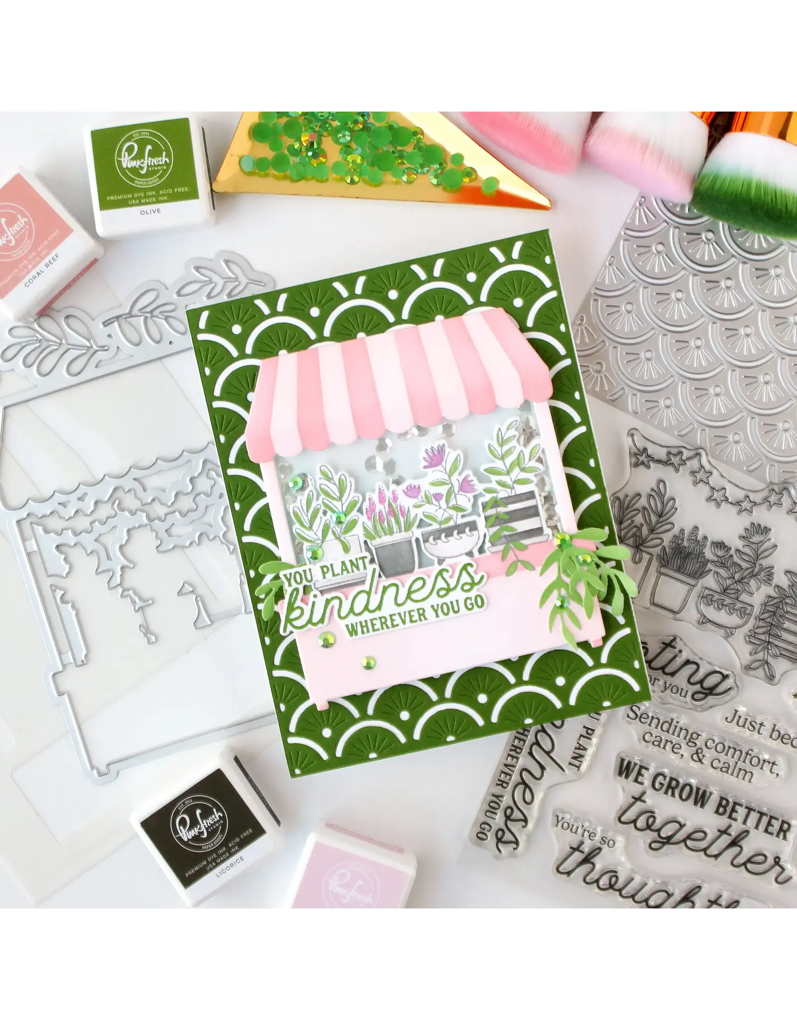 PINKFRESH PINKFRESH STUDIO SCALLOP GLOW COVERPLATE DIE