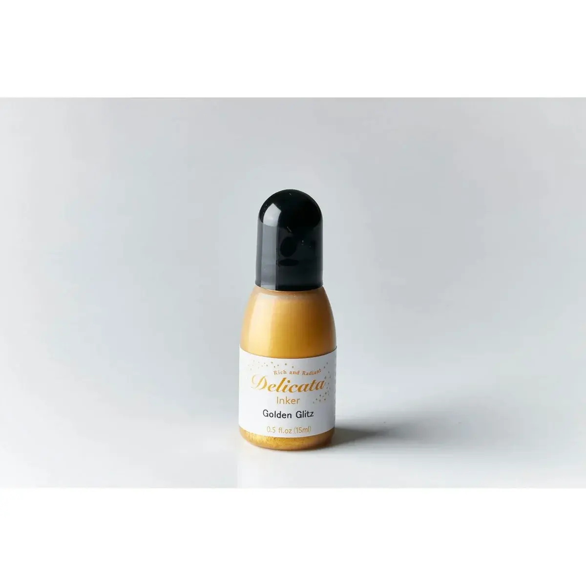TSUKINEKO TSUKINEKO DELICATA RE-INKER GOLDEN GLITZ 0.5OZ