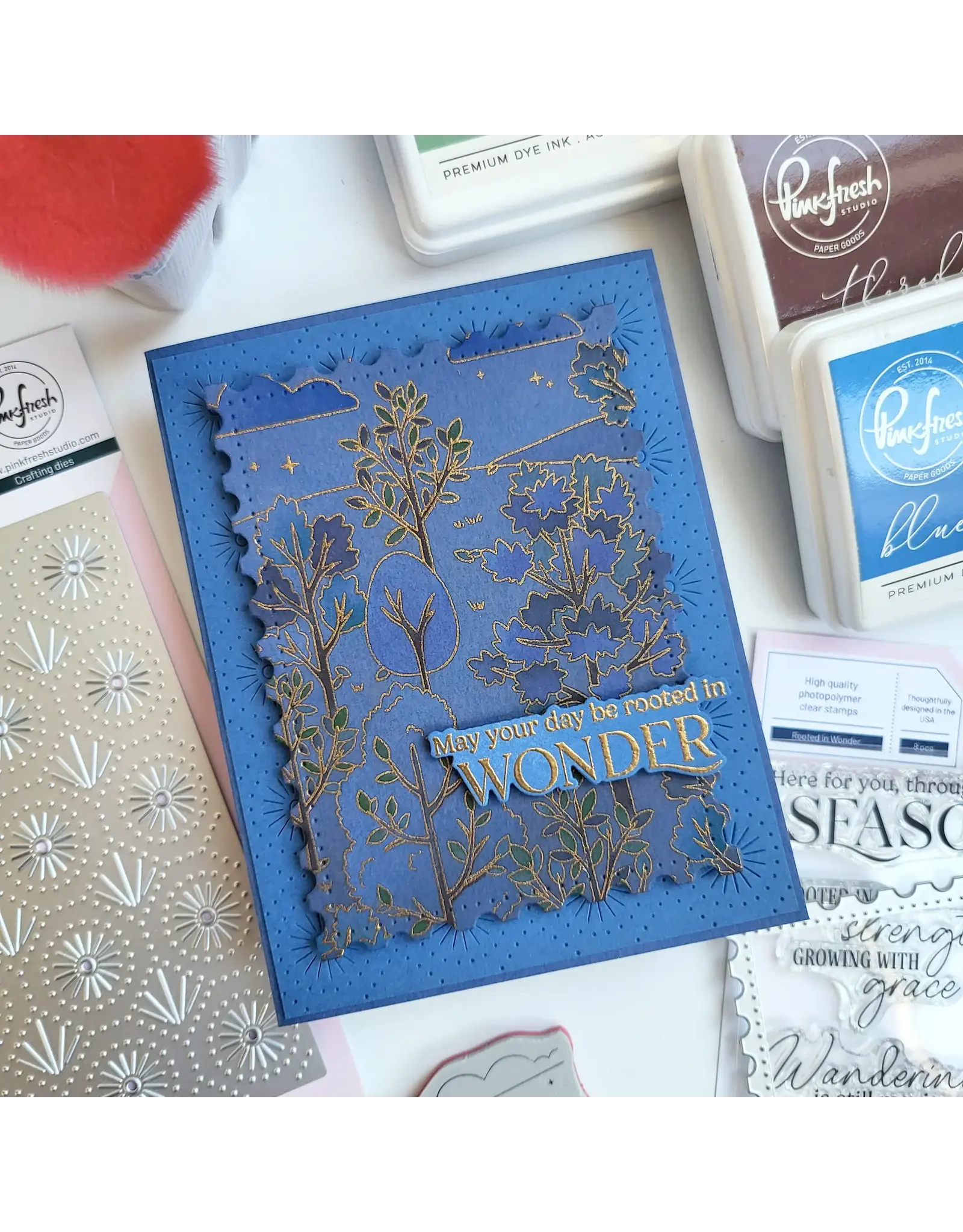 PINKFRESH PINKFRESH STUDIO DREAMER'S FOREST CLING STAMP