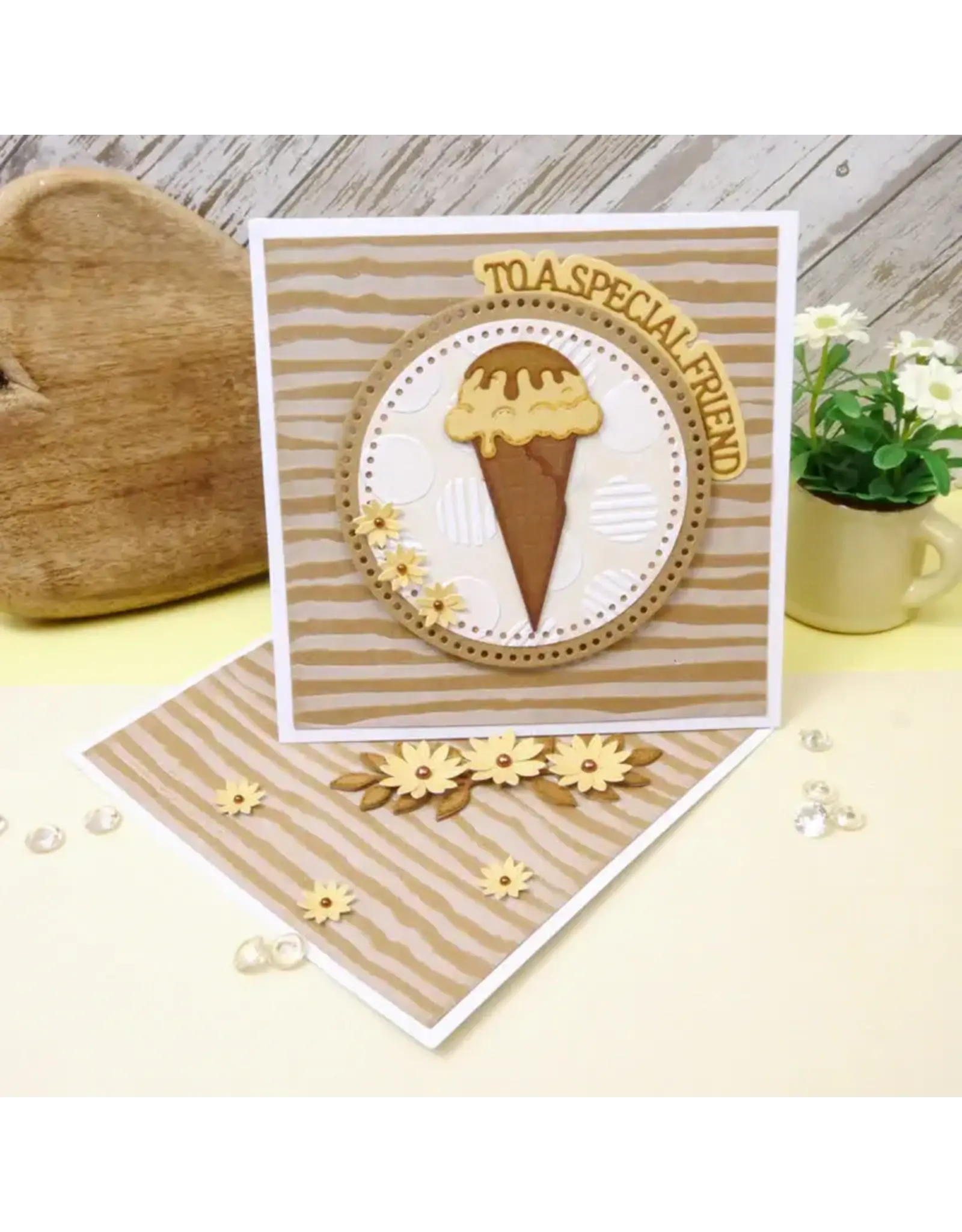 HUNKYDORY CRAFTS LTD. HUNKYDORY MOONSTONE DISTRESSED STRIPES EMBOSSING FOLDER