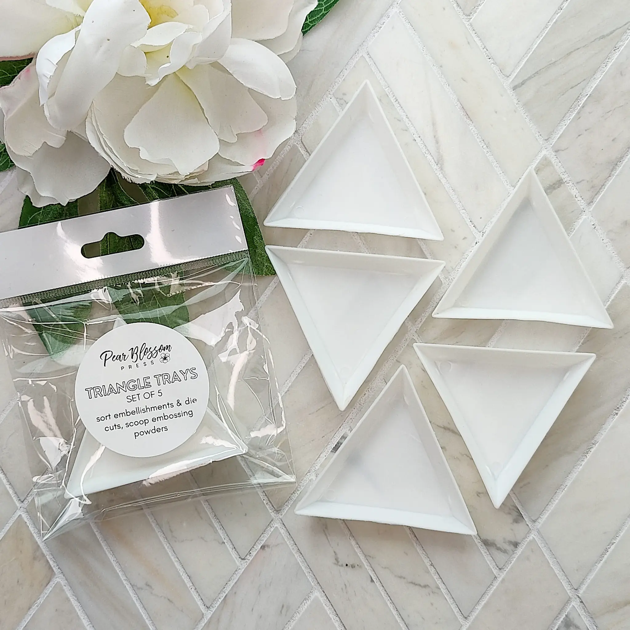 PEAR BLOSSOM PRESS PEAR BLOSSOM PRESS TRIANGLE TRAYS 5/PK