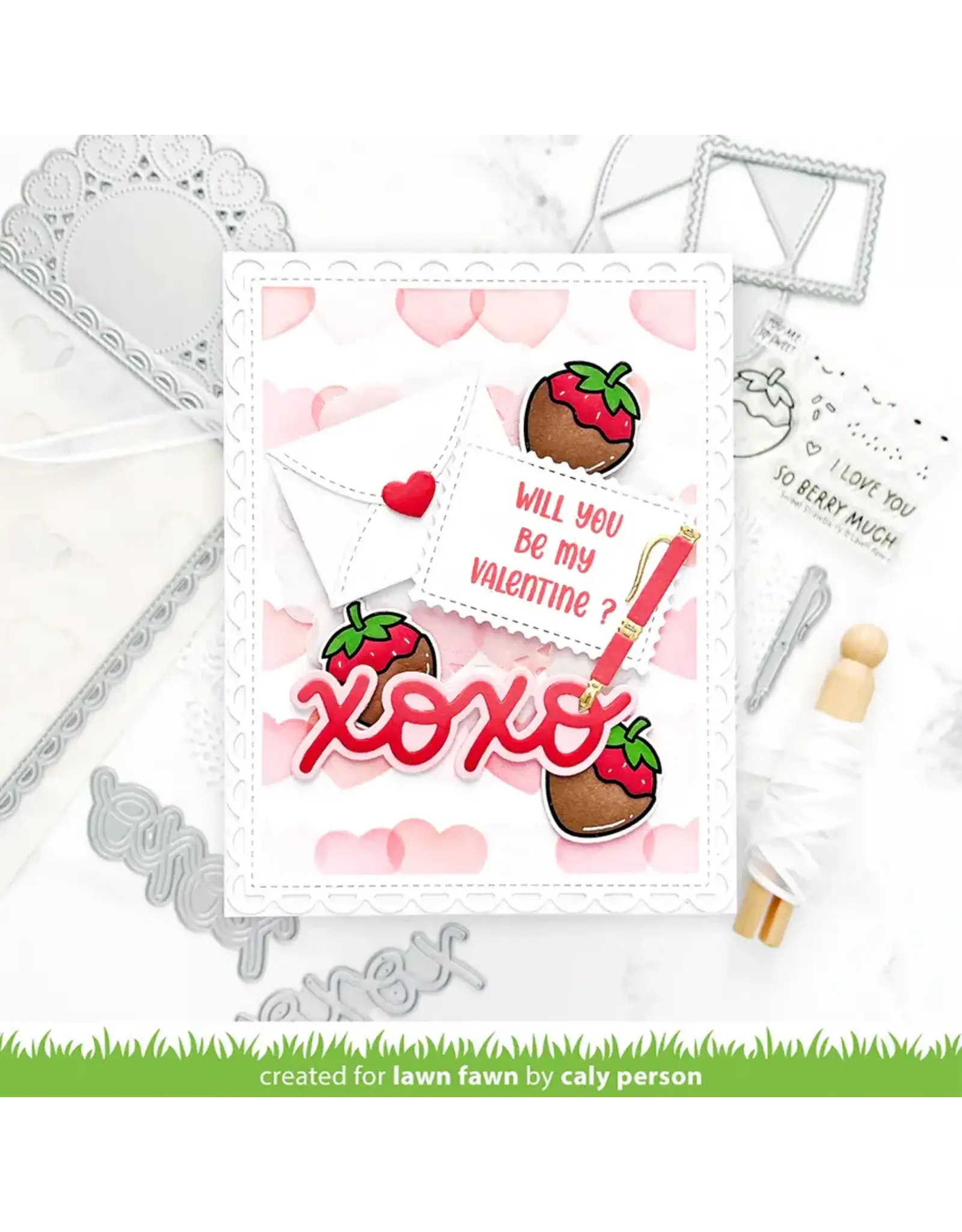 LAWN FAWN LAWN FAWN SWEET STRAWBERRY CLEAR STAMP SET