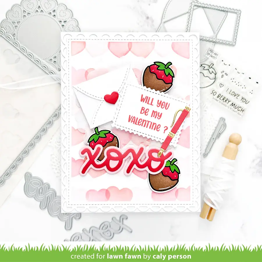 LAWN FAWN LAWN FAWN SWEET STRAWBERRY CLEAR STAMP SET