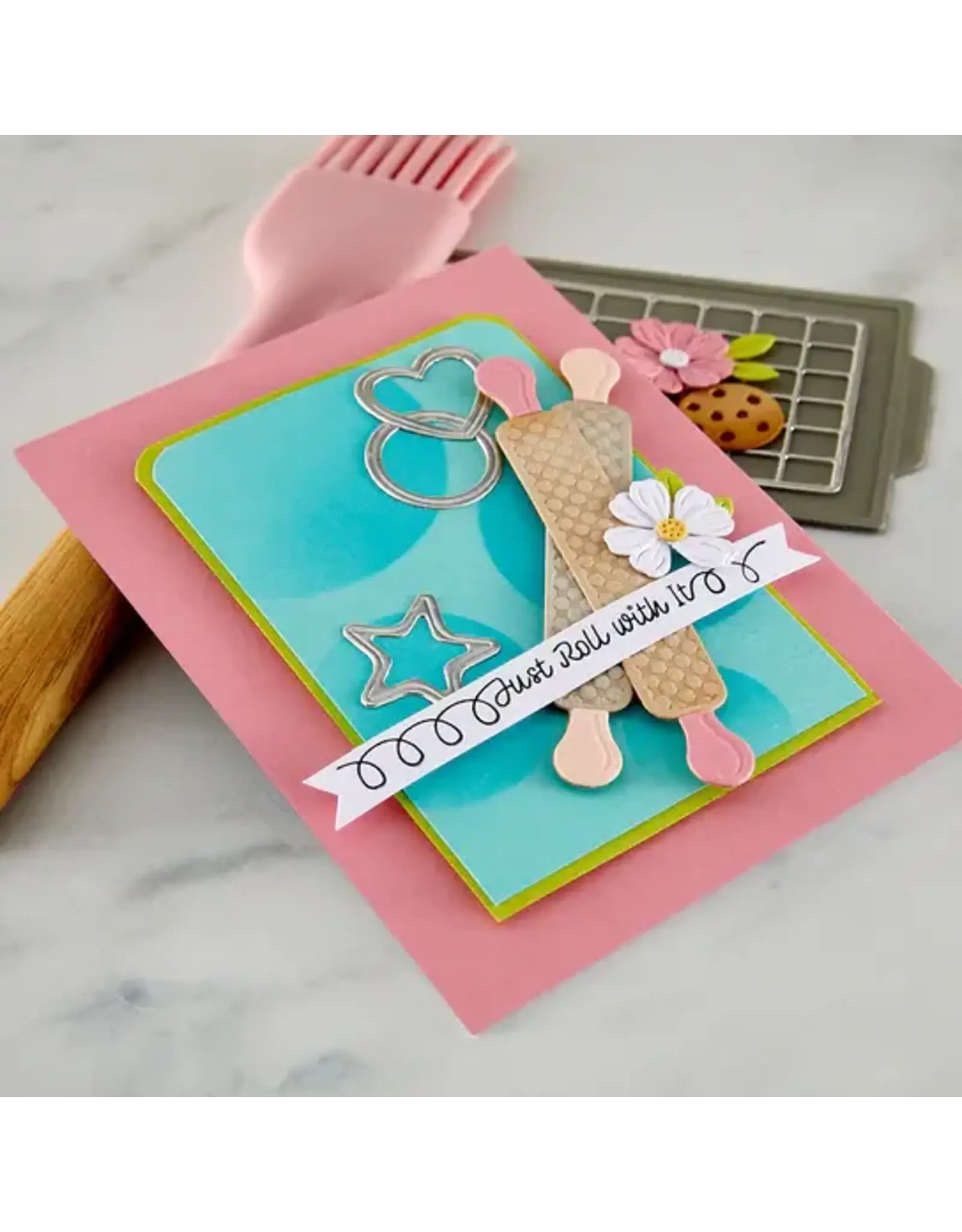 SPELLBINDERS SPELLBINDERS TINA SMITH FLUFF, FROST & ROLL ETCHED DIE SET