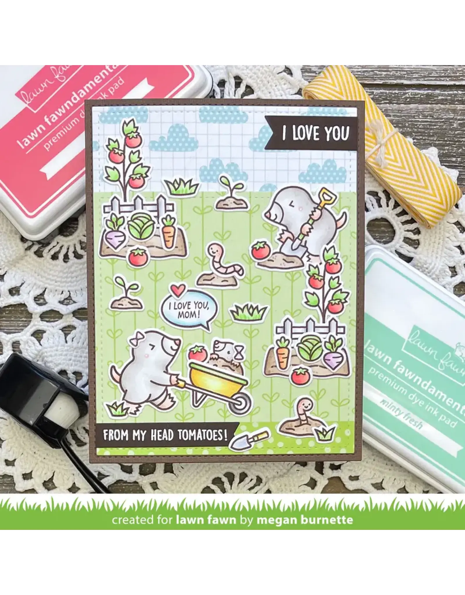 LAWN FAWN LAWN FAWN A MOLE LOT OF FLOWERS CLEAR STAMP SET
